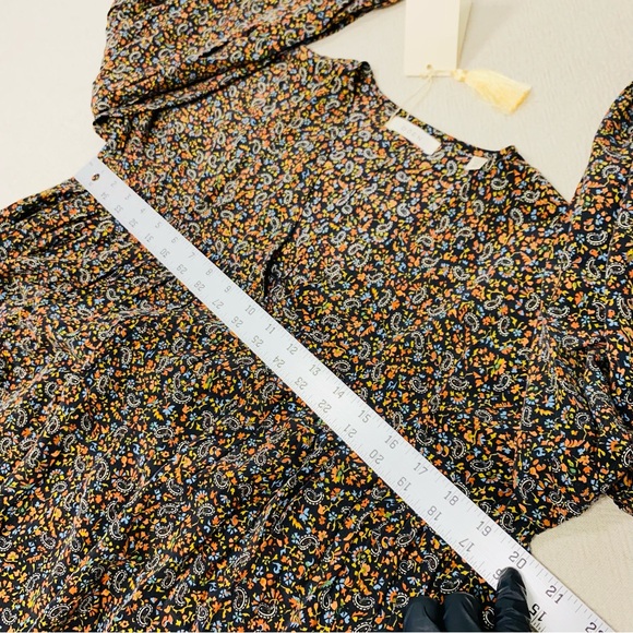 NWT DOEN Medium SAVONA Silk Top Blouse sz M Black Paisley Balloon Sleeve V-neck - Picture 8 of 14